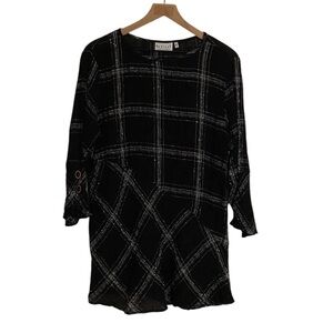 Habitat Tunic Top Crinkle Fabric Black White Linen Blend